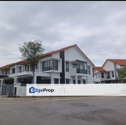 Double Storey Conner lot house for at shah alam, Selangor, Shah Alam