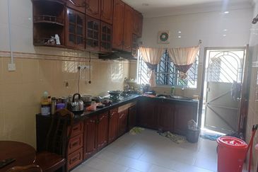 Single Story house for sale at Taman Dato hormat Telok Panglima Garang 