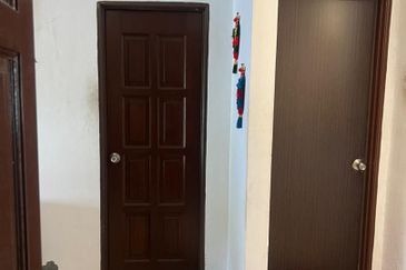 Double Storey Conner Lot for sale at Taman Sri andalas klang