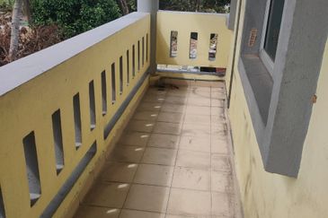 Double Storey Semi Detached for sale at Banting