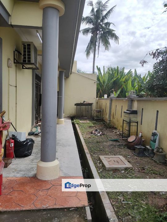 Double Storey Semi Detached for sale at Banting, Selangor, Banting