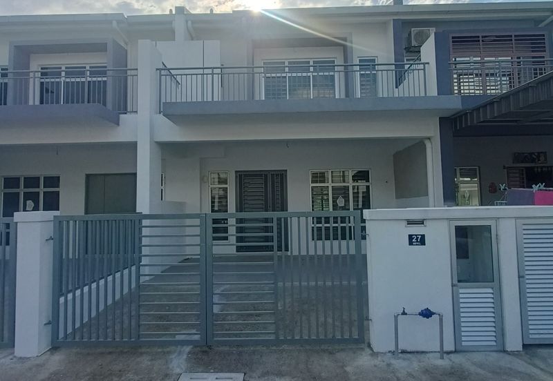 Bandar Mahkota Banting (Brooklands)