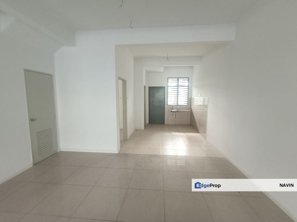 Double Storey house for sale at Banting, Selangor, Banting