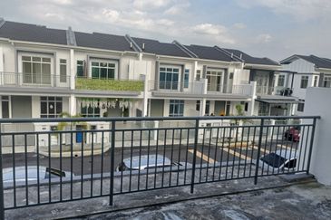 Bandar Mahkota Banting (Brooklands)