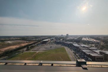 Duduk Seruang/Amber Residence/The Parque/Tropicana Aman 1/Geo Bukit Rimau/Gaya Resort Homes, partly furnished and fully furnished ,more unit is ready 