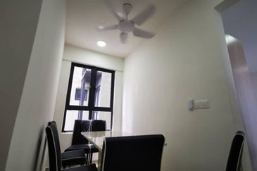 Gravit8 @ Klang South