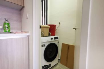 Gravit8 @ Klang South