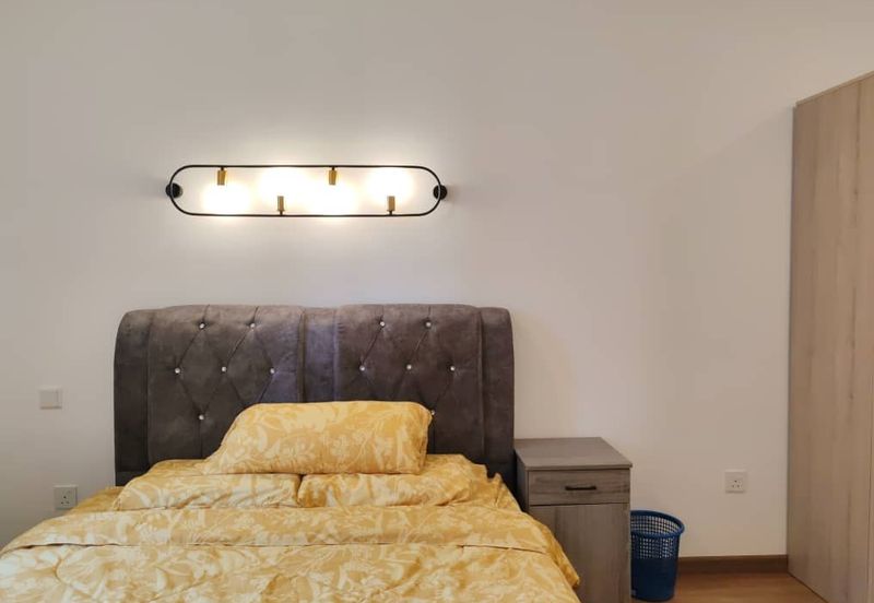 The Tresor @ Gravit 8 *