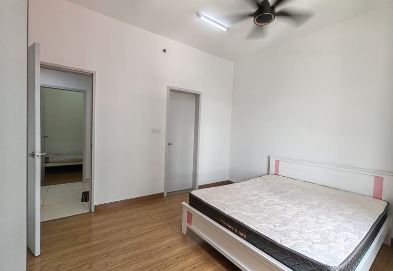 Amber Residence @ twentyfive.7