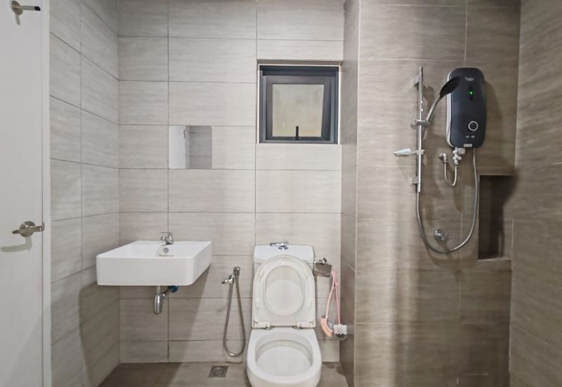 Amber Residence @ twentyfive.7