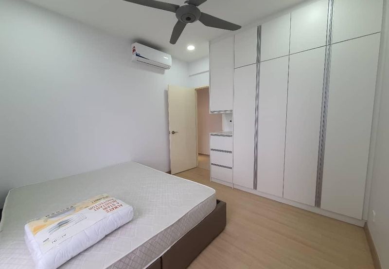 Adria Residence @ Gravit8