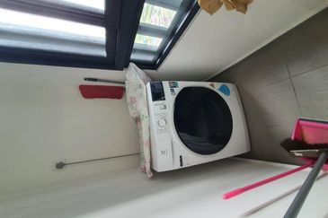 Adria Residence @ Gravit8