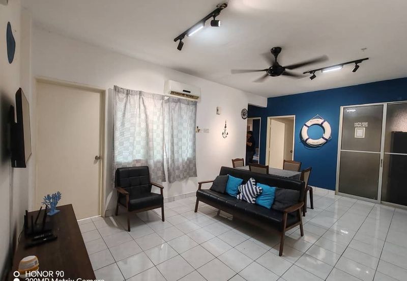 Affortable apartment with Sentorini Theme ,3 bedrooms ,2 bathroom 