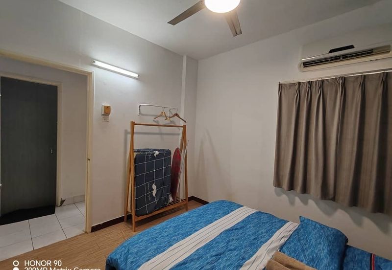 Affortable apartment with Sentorini Theme ,3 bedrooms ,2 bathroom 