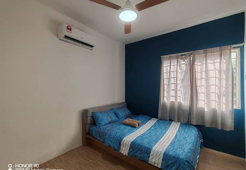 Affortable apartment with Sentorini Theme ,3 bedrooms ,2 bathroom 