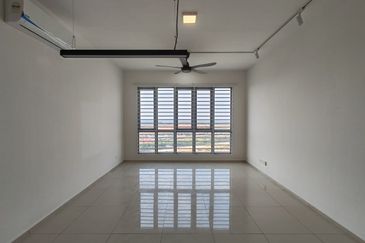 Adria Residence @ Gravit8