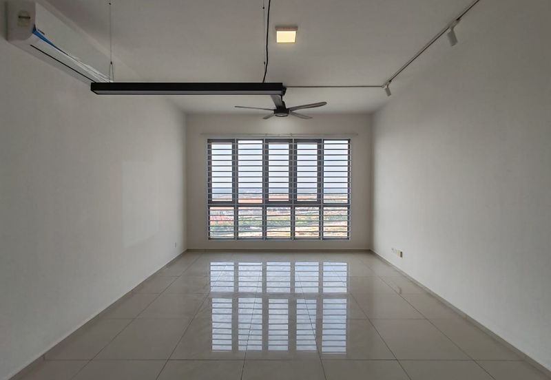 Adria Residence @ Gravit8