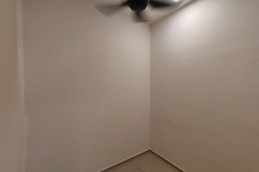 Adria Residence @ Gravit8