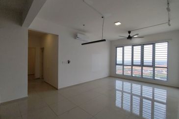 Adria Residence @ Gravit8