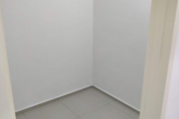 Gravit8 @ Klang South