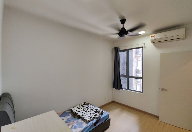 Gravit8 @ Klang South