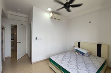 Gravit8 @ Klang South