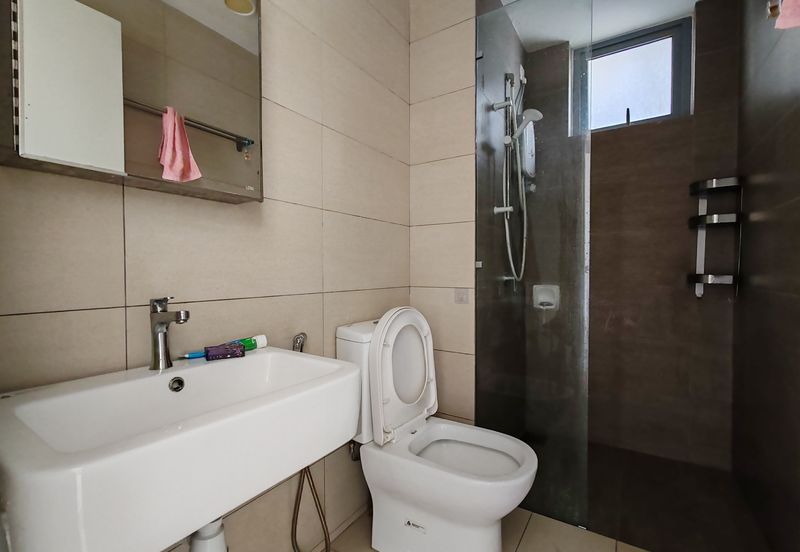 Gravit8 @ Klang South