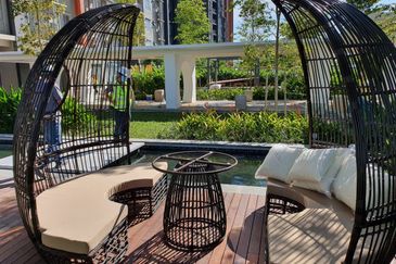 Gravit8 @ Klang South