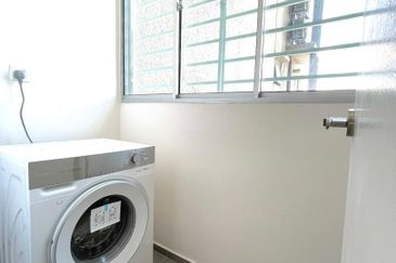 Gravit8 @ Klang South