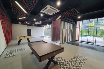 Gravit8 @ Klang South