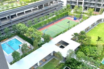 Gravit8 @ Klang South