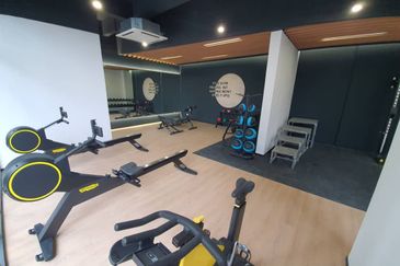 Gravit8 @ Klang South