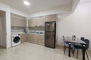 Gravit8 @ Klang South