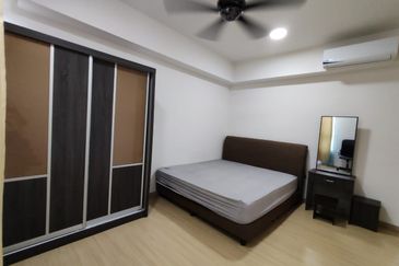 Gravit8 @ Klang South