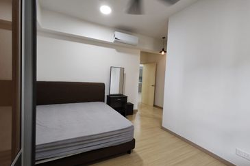 Gravit8 @ Klang South