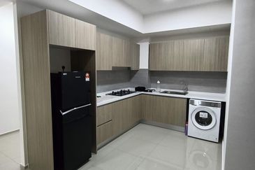 Gravit8 @ Klang South