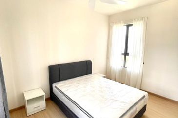 Gravit8 @ Klang South