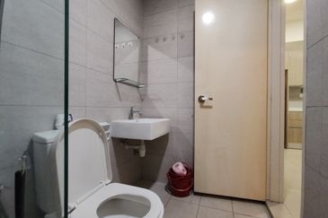 Gravit8 @ Klang South