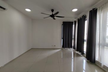 Gravit8 @ Klang South