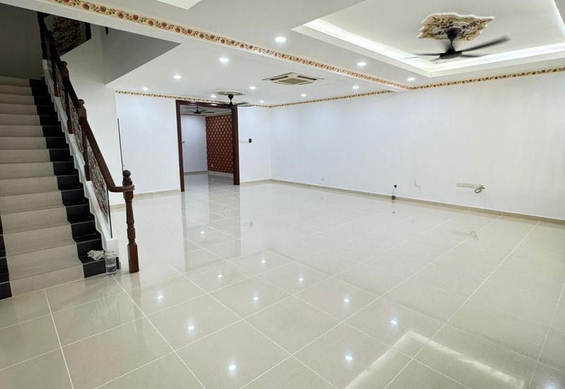 Canal Gardens, Kota Kemuning