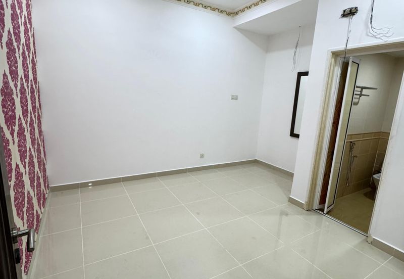 Canal Gardens, Kota Kemuning