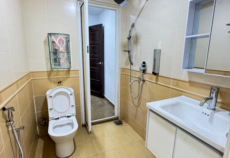 Canal Gardens, Kota Kemuning