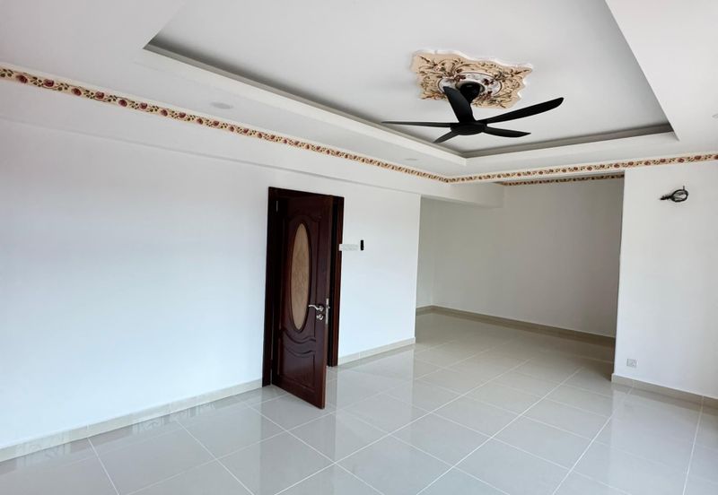 Canal Gardens, Kota Kemuning