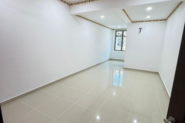 Canal Gardens, Kota Kemuning