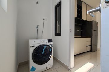 Amber Residence @ twentyfive.7