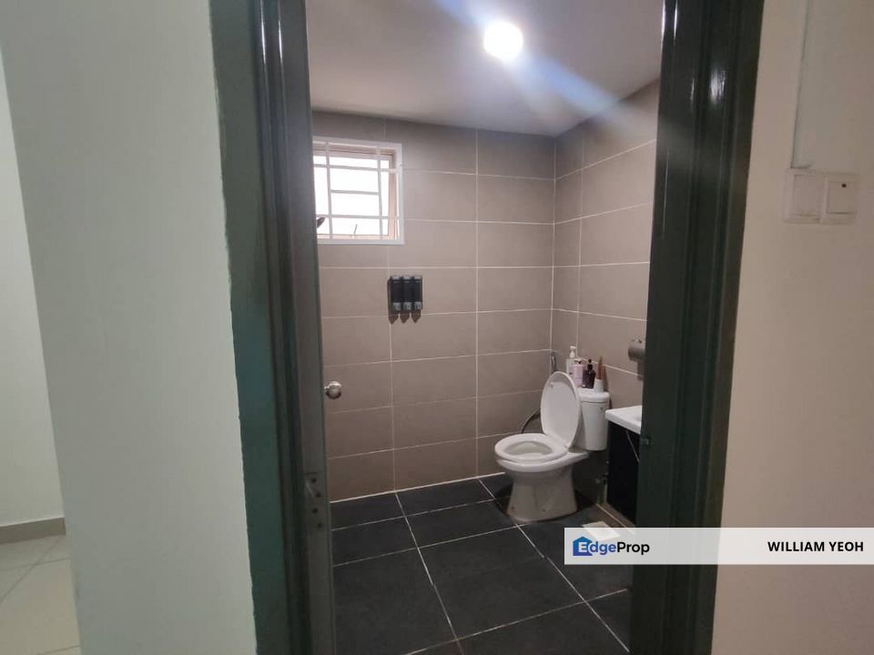 Near to KTM and shopping mall , Palm Garden Apartment renovated unit , Selangor, Klang