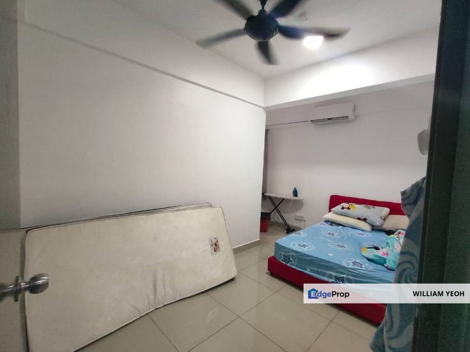 Near to KTM and shopping mall , Palm Garden Apartment renovated unit , Selangor, Klang