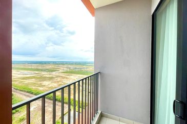 Amber Residence @ twentyfive.7