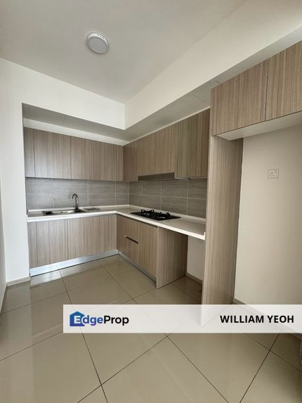 Gravit8 Klang 2+1 bedroom semi furnished for rent, Selangor, Klang