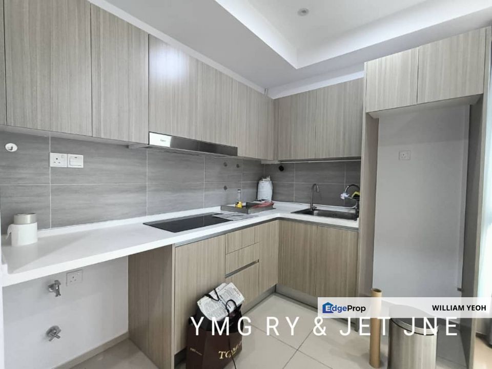 Gravit8 Adria 2 bedroom partially furnished for rent , Selangor, Klang